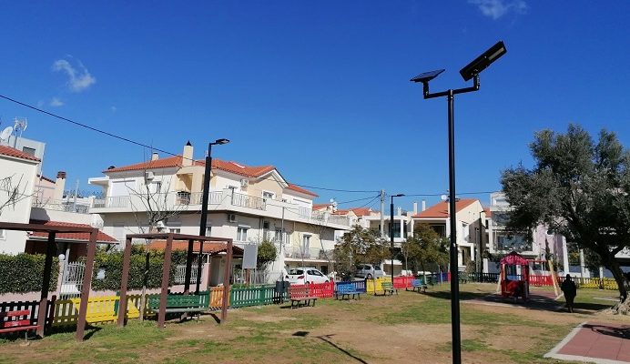Μαρούσι : Η Παιδική Χαρά Αμαρυσίας Αρτέμιδος φωτίζεται από ανανεώσιμες πηγές ενέργειας