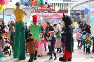 Μαρούσι: Στην αποκριάτικη γιορτή με τα Μαρουσιωτάκια ο Δήμαρχος