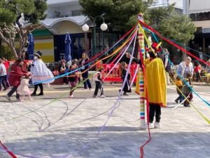 Πεντέλη: Αφιερωμένος στην ειρήνη ήταν ο φετινός εορτασμός της Καθαρής Δευτέρας στο Δήμο Πεντέλης
