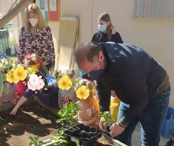 Ηράκλειο Αττικής: Περισσότερους μικρούς λαχανόκηπους  στα σχολεία της πόλης από τον Δήμο