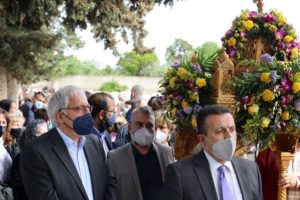 Μαρούσι: Ο Δήμαρχος Αμαρουσίου παρέστη το πρωί της Μεγάλης Παρασκευής στον  Ι. Ν. Κοιμήσεως Θεοτόκου