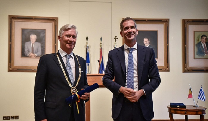 Αθήνα: Ο Δήμαρχος απένειμε σήμερα το Μετάλλιο Αξίας της Πόλεως των Αθηνών στο Βασιλιά των Βέλγων Φίλιππο
