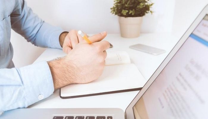 Άνοιξε η πλατφόρμα για εκπαιδευτικούς και οικογένειες οι οποίες επλήγησαν από τις πυρκαγιές «Voucher 200 ευρώ με Taxisnet»