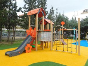 Περιφέρεια Αττικής : Ξεκινάμε των αναβάθμιση παιδικών χαρών στο Δήμο Ηλιούπολης με χρηματοδότηση 1 εκατ €.