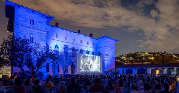 Πεντέλη: «ATHENS OPEN AIR FILM FESTIVAL» Στο Μέγαρο Δουκίσσης Πλακεντίας παρουσιάζει τον επετειακό ΔΡΑΚΟΥΛΑ του Φράνσις Φορντ Κόπολα σε εντυπωσιακή προβολή