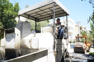 Μαρούσι : Αυτοψία του Δημάρχου Αμαρουσίου στα έργα ασφαλτοστρώσεων στην πόλη