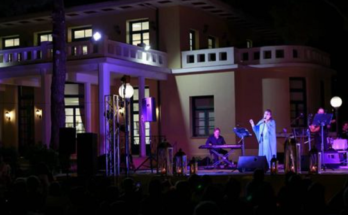 Νέα Ιωνία: Εντυπωσίασε το κοινό η συναυλία «Σμύρνη - Ιωνία – Ελλάδα» στην πλατεία Παναιτωλίου
