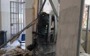 Έκρηξη στη ΔΟΥ Αμαρουσίου και σε ΑΤΜ του νοσοκομείου Σισμανόγλειο - Έρευα από την ΕΛΑΣ αν συνδέονται τα δυο γεγονότα