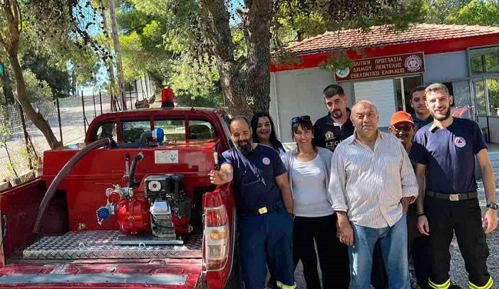 Πεντέλη: Ένα νέο σύστημα πυρόσβεσης για όχημα 4Χ4 απέκτησε ο Δήμος από τους χορηγούς του Φεστιβάλ Πεντελικού