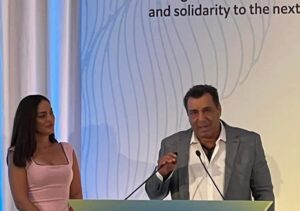  «Βραβεία Green Awards» Το πρώτο βραβείο στην ανακύκλωση και τη διαχείριση των στερεών αποβλήτων για τον ΕΔΣΝΑ και την Περιφέρεια Αττικής