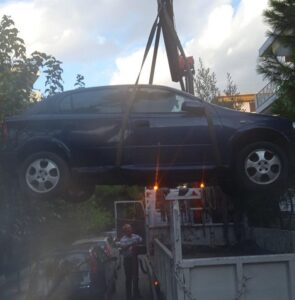Λυκόβρυση Πεύκη:  Συνεχίζεται η περισυλλογή εγκαταλελειμμένων οχημάτων από τον Δήμο