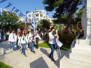 Μαρούσι: Φόρος τιμής στους αγωνιστές του 1940 από τη μαθητική κοινότητα και τους συλλόγους και φορείς της πόλης του Αμαρουσίου