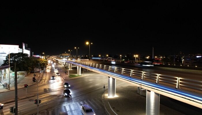 Περιφέρεια Αττικής:  Ολοκληρώθηκε η αναβάθμιση του φωτισμού στην Γέφυρα της Πέτρου Ράλλη