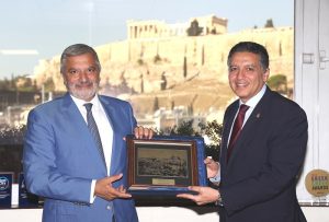 Συνάντηση του Περιφερειάρχη Αττικής με τον Πρέσβη της Αιγύπτου και τον γραμματέα της Πρεσβείας Mai Mohamed