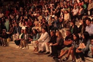 1ο Φεστιβάλ της Περιφέρειας Αττικής: Ολοκληρώθηκε με απόλυτη επιτυχία στο θέατρο «Κατίνα Παξινού» στο Αττικό Άλσος