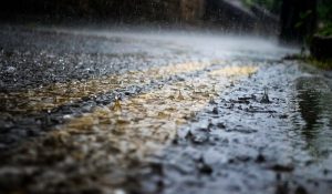 Έκτακτο Δελτίο Επικίνδυνων Καιρικών Φαινομένων (ΕΔΕΚΦ): Βροχόπτωσης, κεραυνοί και δυνατοί νοτιάδες