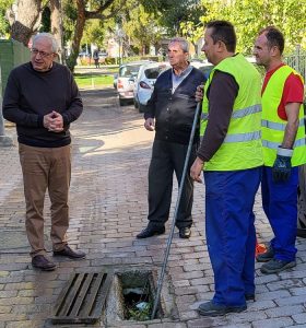 Μαρούσι:  Αυτοψία του Δημάρχου Αμαρουσίου στις εργασίες καθαρισμού φρεατίων απορροής υδάτων