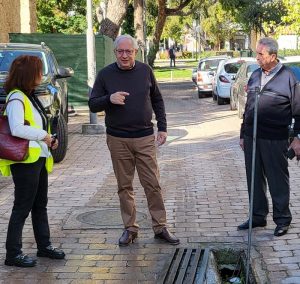 Μαρούσι:  Αυτοψία του Δημάρχου Αμαρουσίου στις εργασίες καθαρισμού φρεατίων απορροής υδάτων