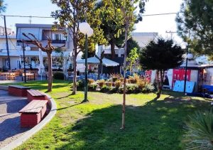 Πεντέλη: Νέα φύτευση λουλουδιών και περιποίηση του πρασίνου στην Πλατεία του Αγίου Γεωργίου