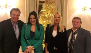 Λυκόβρυση Πεύκη: Στον χριστουγεννιάτικο χορό των ΚΑΠΗ, η υποψήφια Δήμαρχος Μαρίνα Πατούλη Σταυράκη