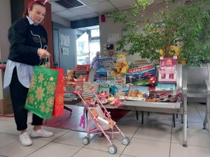 Χαλάνδρι: Κανένα παιδί χωρίς χριστουγεννιάτικο δώρο, γιατί όλοι μαζί μπορούμε!