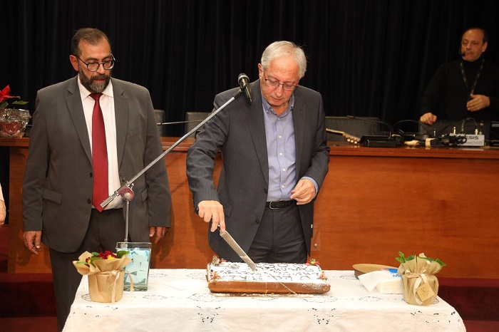 Μαρούσι : Παρουσία του Δήμαρχου οι εργαζόμενοι στον ΟΚΟΙΠΑΔΑ έκοψαν την πρωτοχρονιάτικη πίτα τους