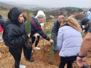 ΣΠΑΠ: Με την συμμετοχή μαθητών από την Εράσμειο Ελληνογερμανική Σχολή πραγματοποιήθηκε η 2ηΑναδάσωση για το 2023