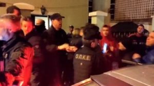 Καστοριά: Επεισόδια την Πέμπτη το βράδυ μετά την κατάσχεση ξενοδοχείου το οποίο βγήκε σε πλειστηριασμό