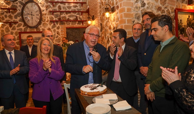 Μαρούσι:  Στην κοπή της πρωτοχρονιάτικης πίτας της Ένωσης Πελοποννησίων Αμαρουσίου παρέστη ο Δήμαρχος Αμαρουσίου