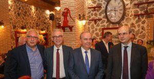 Μαρούσι:  Στην κοπή της πρωτοχρονιάτικης πίτας της Ένωσης Πελοποννησίων Αμαρουσίου παρέστη ο Δήμαρχος Αμαρουσίου