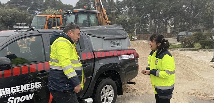 Από τα ξημερώματα με επικεφαλής την  Δήμαρχο όλες τις υπηρεσίες του Δήμου σε πλήρη ετοιμότητα