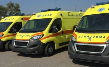 Με χρηματοδότηση της Περιφέρειας το ΕΚΑΒ προμηθεύεται 52 ασθενοφόρα