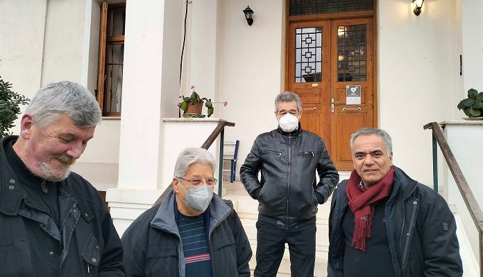 Επίσκεψη του Πάνου Σκουρλέτη σε ΚΑΠΗ στο Ηράκλειο Αττικής - Να στηριχθούν τα ΚΑΠΗ και οι εργαζόμενοι σε αυτά
