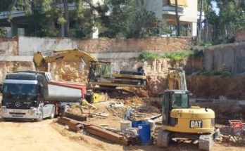 Αγία Παρασκευή:  Ξεκίνησαν και πάλι οι εργασίες ανέγερσης του νέου Δημαρχιακού Μεγάρου