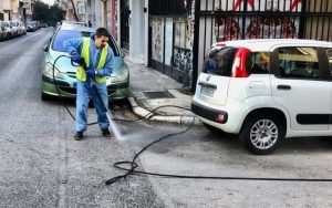 Αθήνα: Κυριακή καθαριότητας και απολύμανσης στην Κυψέλη