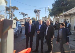 Διόνυσος: Ενισχύεται ο εξοπλισμός βιοαποβλήτων του Δήμου με 2 νέα σύγχρονα απορριμματοφόρα από την  Περιφέρεια