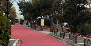 Κηφισιά: Ο Δήμος συνεχίζει το έργο ανάπλασης του παραδοσιακού Κέντρου Κηφισιάς με οικολογικό ανάγλυφο οδόστρωμα