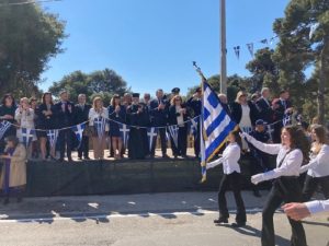 Πεντέλη: Με λαμπρότητα οι εκδηλώσεις τιμής για  την Επέτειο της Εθνεγερσίας του 1821 -  Πλήθος κόσμου στις μαθητικές παρελάσεις