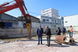 Περιφέρεια Αττικής: Έργα που χρηματοδοτεί η Περιφέρεια στον Πειραιά επισκέφθηκε ο Γ. Πατούλης