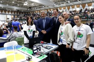 Περιφέρεια Αττικής: Στον τελικό του Πανελλήνιου Διαγωνισμού STEM και Εκπαιδευτικής Ρομποτικής, στο Κολέγιο Αθηνών ο Περιφερειάρχης Αττικής