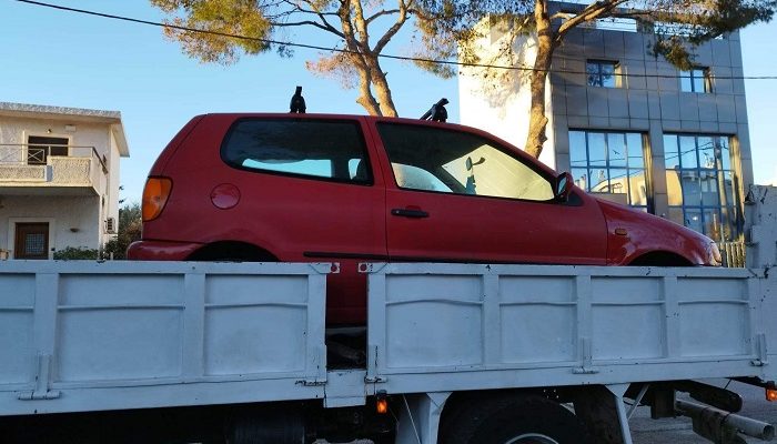 Λυκόβρυση Πεύκη : Συνεχίζεται η περισυλλογή εγκαταλελειμμένων οχημάτων από τον Δήμο