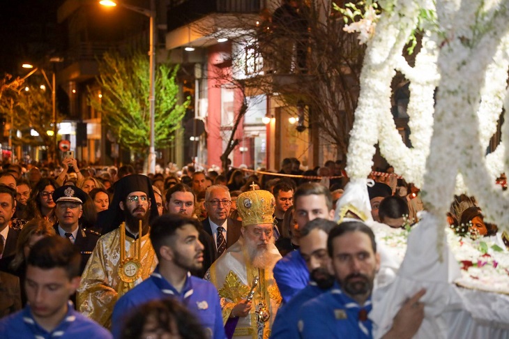 Μαρούσι :Στην Ακολουθία της Αποκαθήλωσης, και την Περιφορά του Επιταφίου του Ι.Ν. Κοιμήσεως Θεοτόκου ο Δήμαρχος Αμαρουσίου