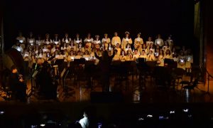 Παλλήνη: Πασχαλινή Συναυλία στο κατάμεστο Πολιτιστικό Κέντρο Γέρακα με την Φιλαρμονική Ορχήστρα και τη χορωδία του Δήμου
