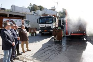 Περιφέρεια Αττικής: Παράδοση 4 σύγχρονων απορριμματοφόρων και εξοπλισμού ανακύκλωσης βιοαποβλήτων στον Δήμο Ζωγράφου