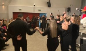 Μεταμόρφωση: Μαγεύτηκε  το κοινό στην  εκδήλωση για τον  Αρχάγγελο της Κρήτης, Νίκο Ξυλούρη