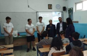 Βριλήσσια: Συγχαρητήρια του Δημάρχου στους μαθητές των Εκπαιδευτηρίων Καντά για τη βράβευσή τους στο εκπαιδευτικό πρόγραμμα «Εικονική Επιχείρηση»