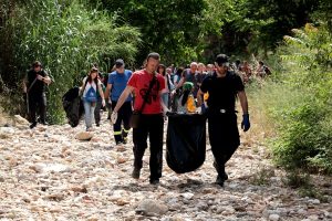 Χαλάνδρι: Δεκάδες εθελοντές στήριξαν τη δράση καθαρισμού της Ρεματιάς