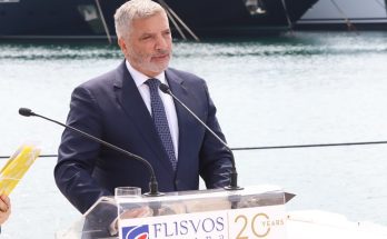 Περιφέρεια Αττικής: Υποδοχή της ευρωπαϊκής οικολογικής φλόγας «The Arch» στη Μαρίνα Φλοίσβου
