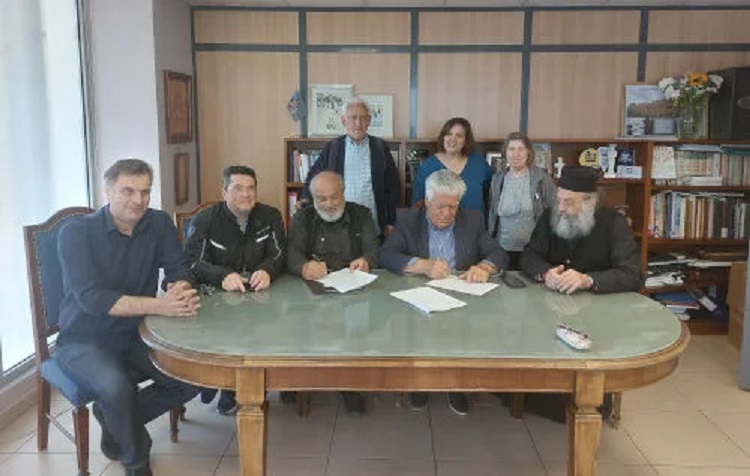 Αγία Παρασκευή: Εξωραϊσμός Πλατείας Ηλιάκη στα Πευκάκια - Υπογραφή σύμβασης έργου