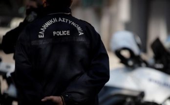 Ωρωπός: Συνελήφθη 22χρονος που έσπασε μπαλκονόπορτα σπιτιού και έκλεψε τσάντα με 35.000 ευρώ